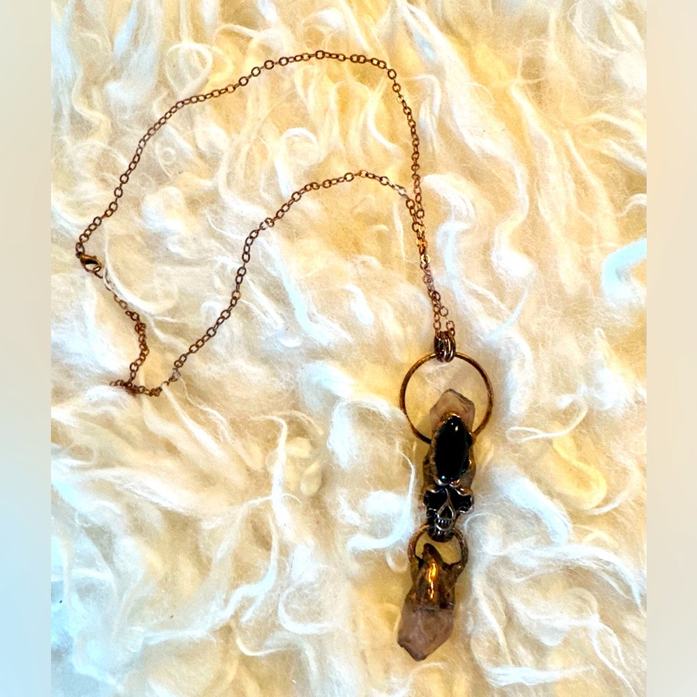 Necklace Skull Crystal Stone Molten New